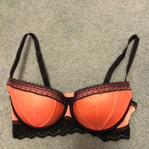 Wonder bra size 32C